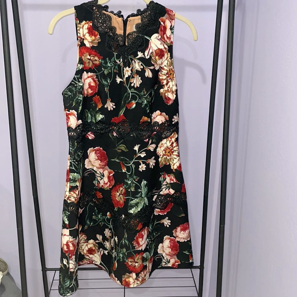 Chelsea28 Mini dress Size S